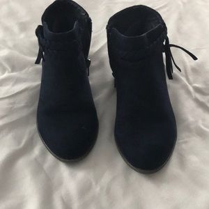 Girls Cat & Jack booties